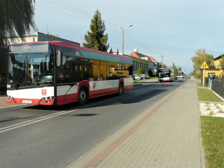 Nowe autobusy wjeżdżają do Kleszczewa