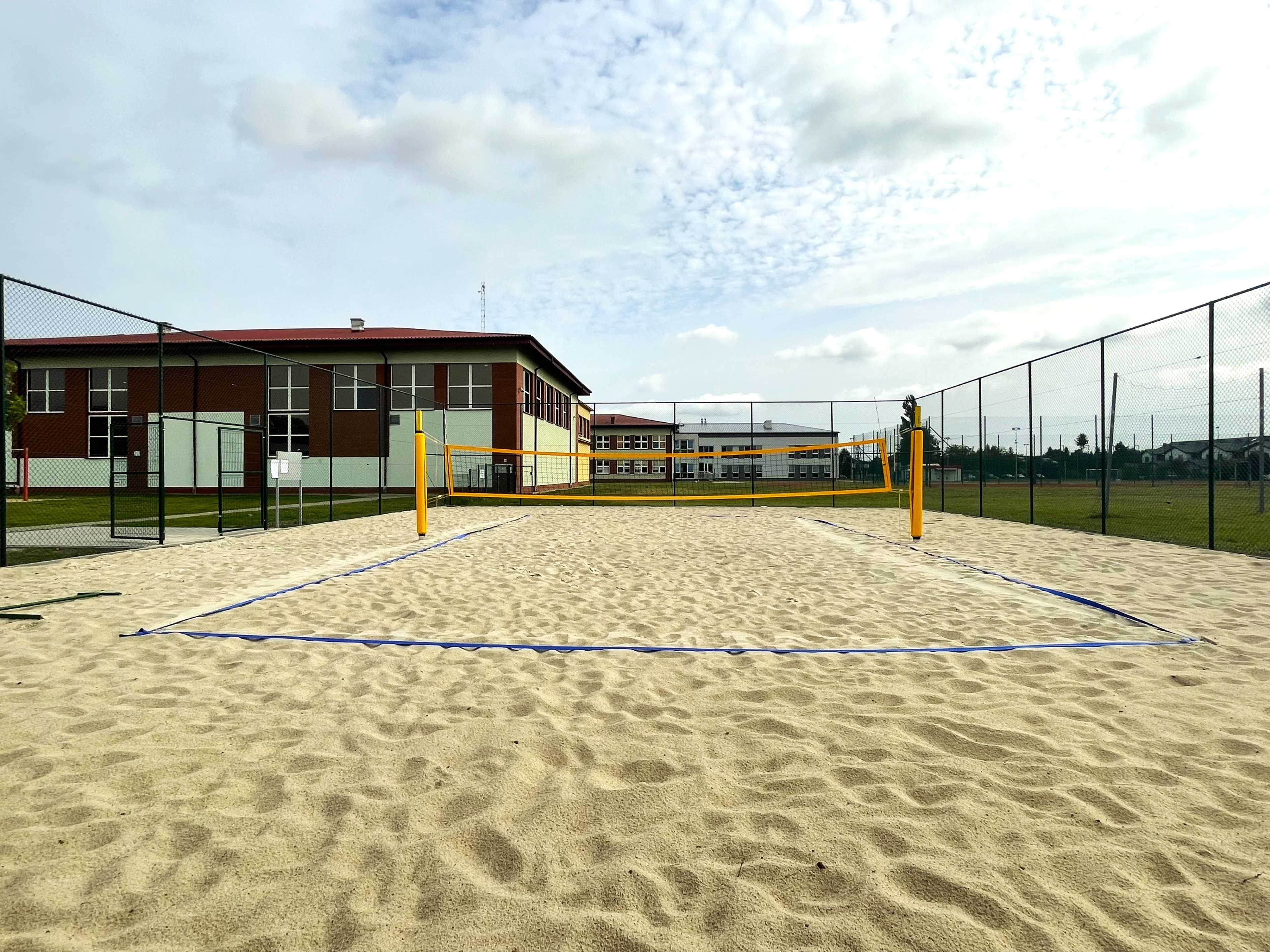 BUDOWA BOISKA DO PLAŻOWEJ PIŁKI SIATKOWEJ W TULCACH