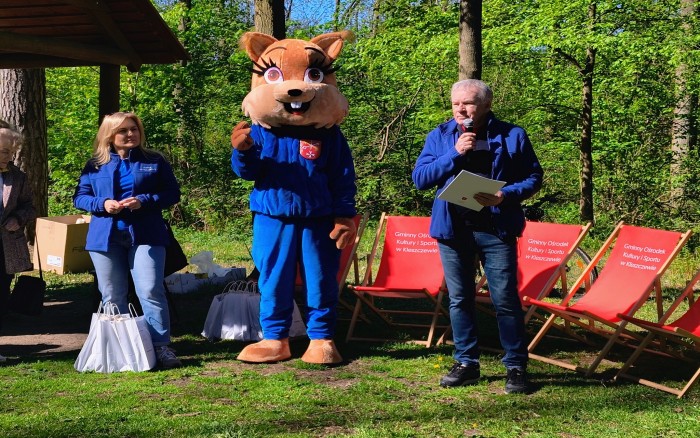 15 Sprzątanie lasu otwarcie