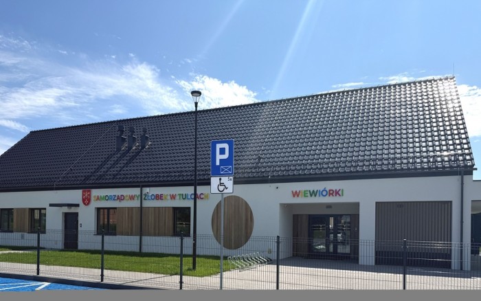 budynek od frontu 