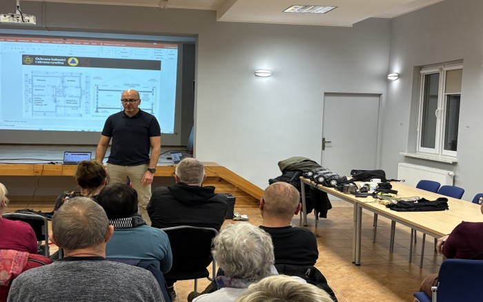 szkolenie dla mieszkańców gminy Kleszczewo dot. ochrony ludności i obrony cywilnej zorganizowane w świetlicy wiejskiej w Gowarzewie 