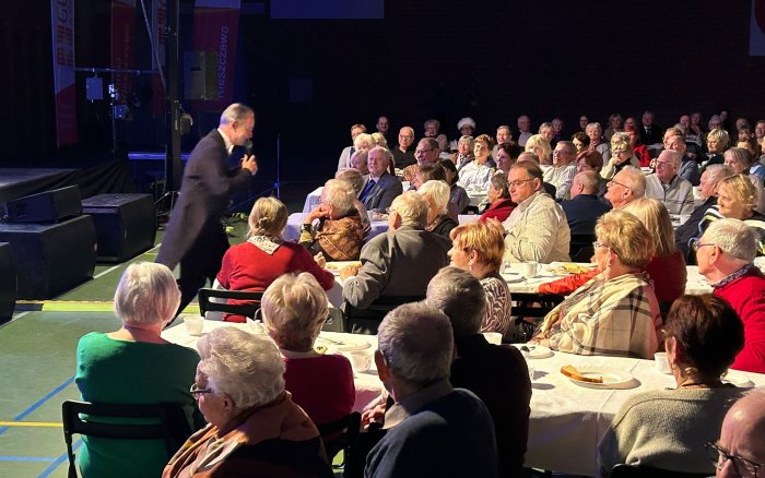 Grupa MoCarta aktywnie wśród Seniorów
