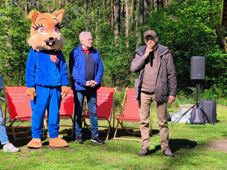 15_sprzątanie_lasu_tuleckiego_fot_AZdobylak